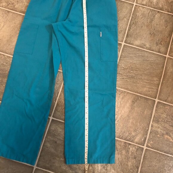 Genny's Uniforms Scrub Top & Pants Set Turquoise - Picture 9 of 15